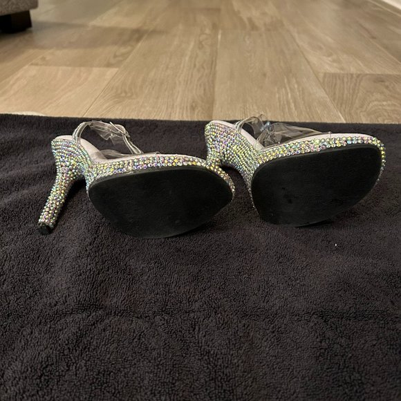 Beautiful Ellie Bling Heels! - Picture 3 of 9